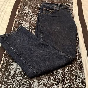 Wrangler Jeans boot cut, excellent new condition 36x30.